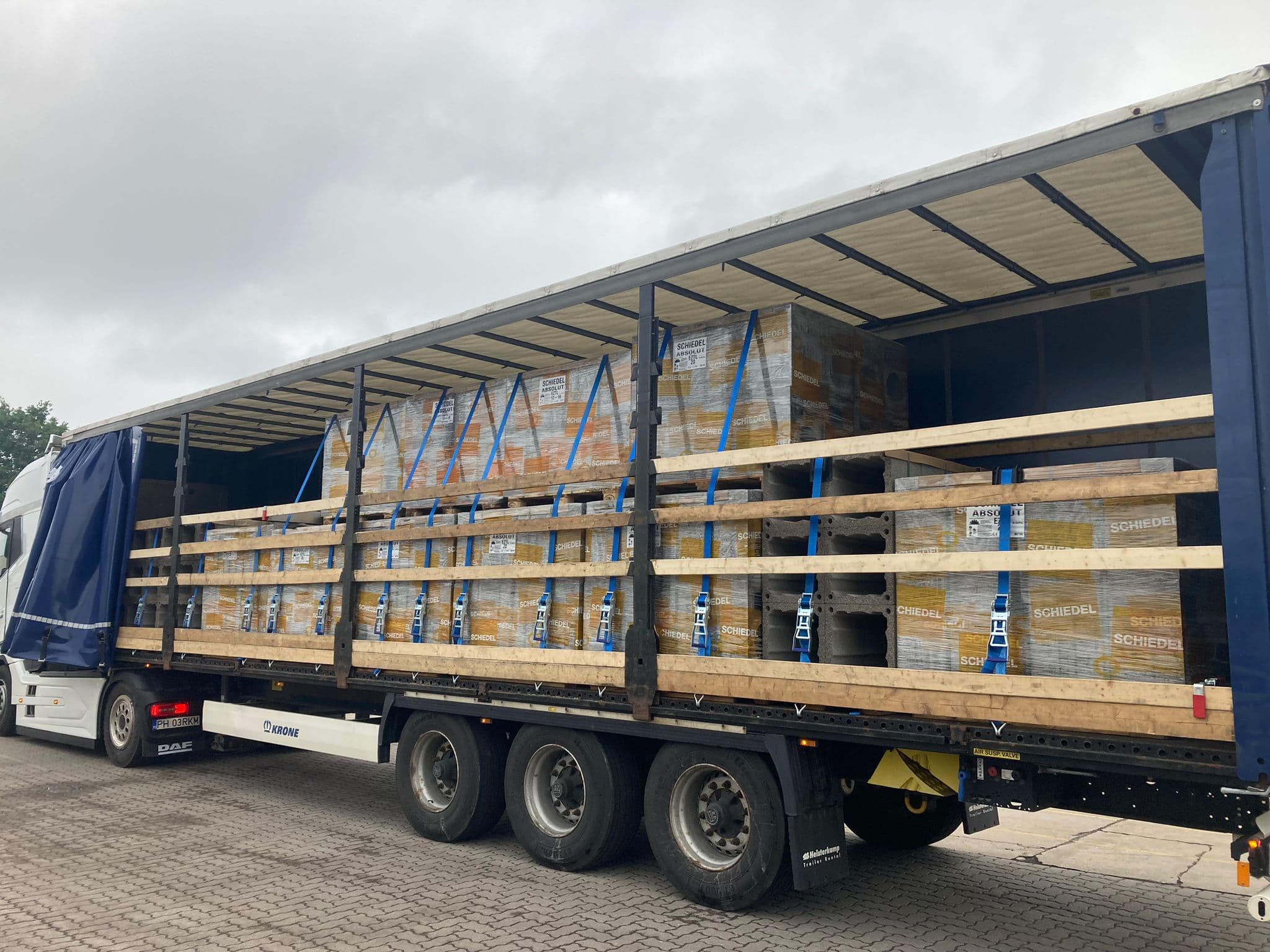 An export-ready loading day begins before the truck reaches the ramp